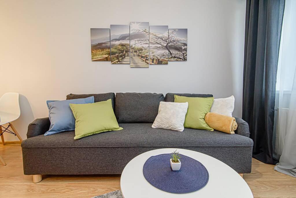 Bright Apartment,For 1-4,Near Old Town Vilnius Dış mekan fotoğraf